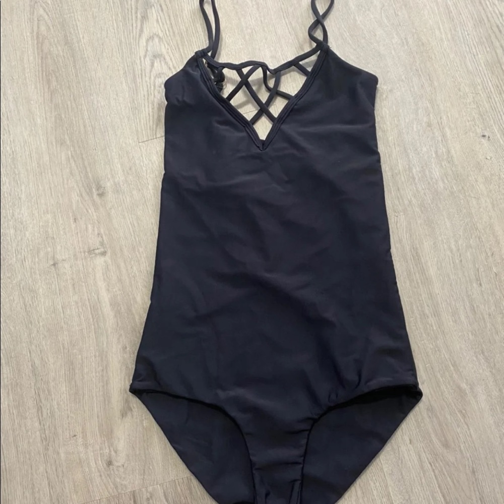 Issademar One piece
